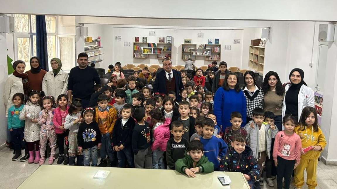 Dilimizin Zenginlikleri Projesi Kapsamında Eğitimci-Yazar Mustafa Yoğurtçu’yu Okulumuzda Ağırladık !